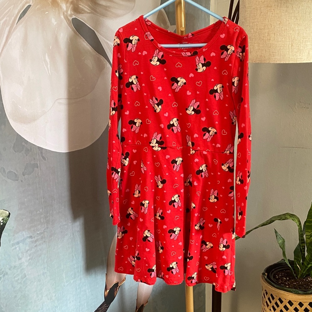 Charming Red Character Girls Minnie Mouse Long sleevesDress w/ Hearts size 7/8